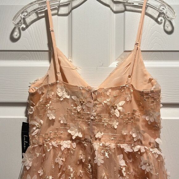 Lulus peach floral textured print dress size small NWT. - Picture 4 of 11